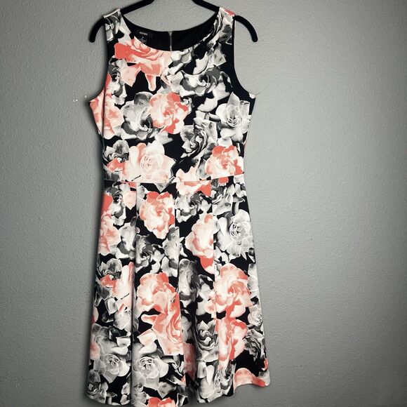Alfani Floral Sleeveless Dress Women Size S Fit & Flare Peach Black Empire Waist - Picture 2 of 9